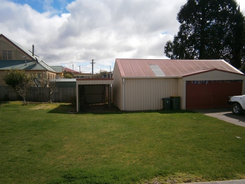 11 Henry Street, Sheffield TAS 7306