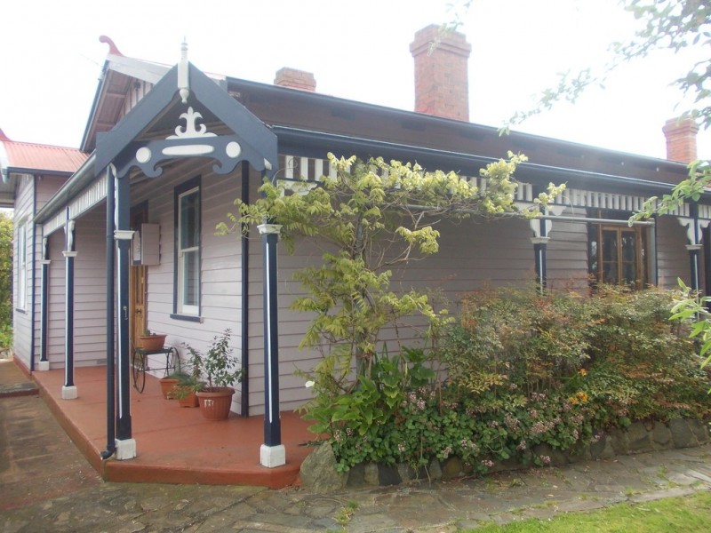 2 Finch Street, Ulverstone TAS 7315