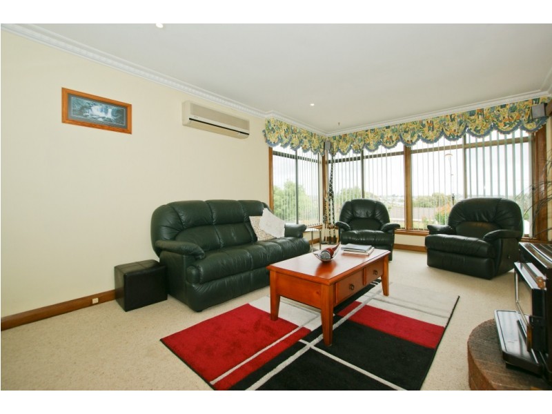 40 Lyons Avenue, Miandetta TAS 7310