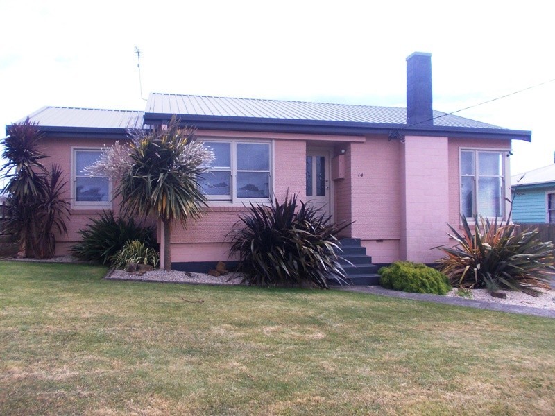 14 Holyman Street, Devonport TAS 7310