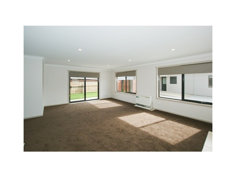 Unit 2/119 Oldaker Street, Devonport TAS 7310