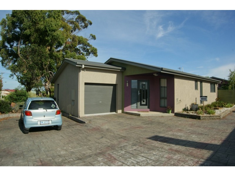 82a Don Road, Devonport TAS 7310