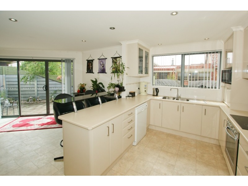 82a Don Road, Devonport TAS 7310