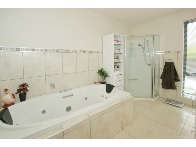 82a Don Road, Devonport TAS 7310