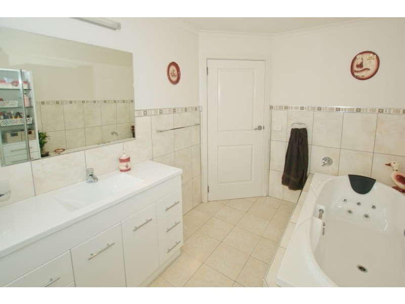 82a Don Road, Devonport TAS 7310