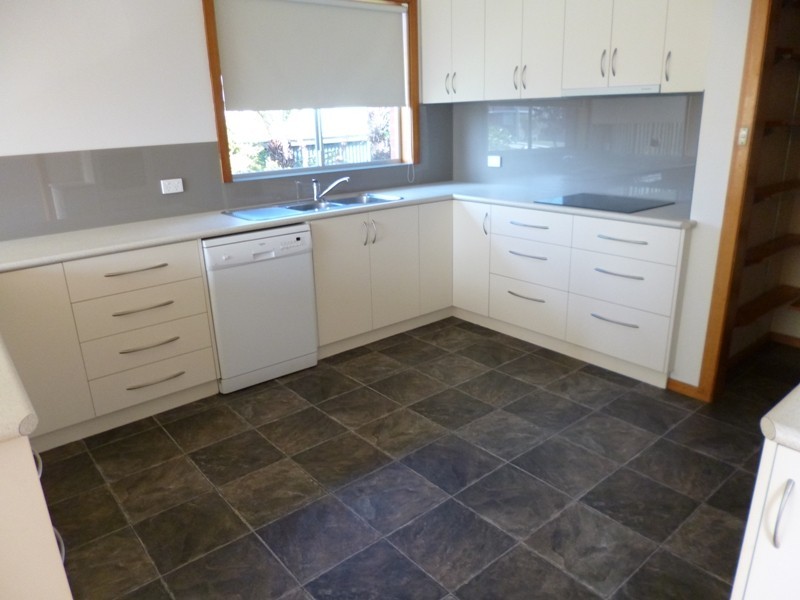 16 Amber Court, Ulverstone TAS 7315