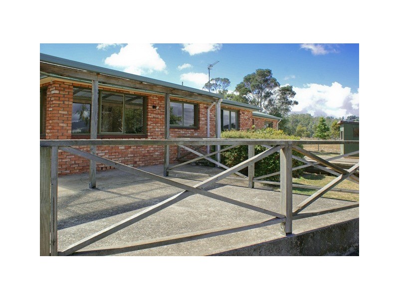 142 River Road, Ambleside TAS 7310