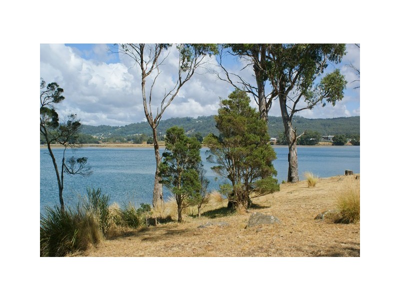 142 River Road, Ambleside TAS 7310