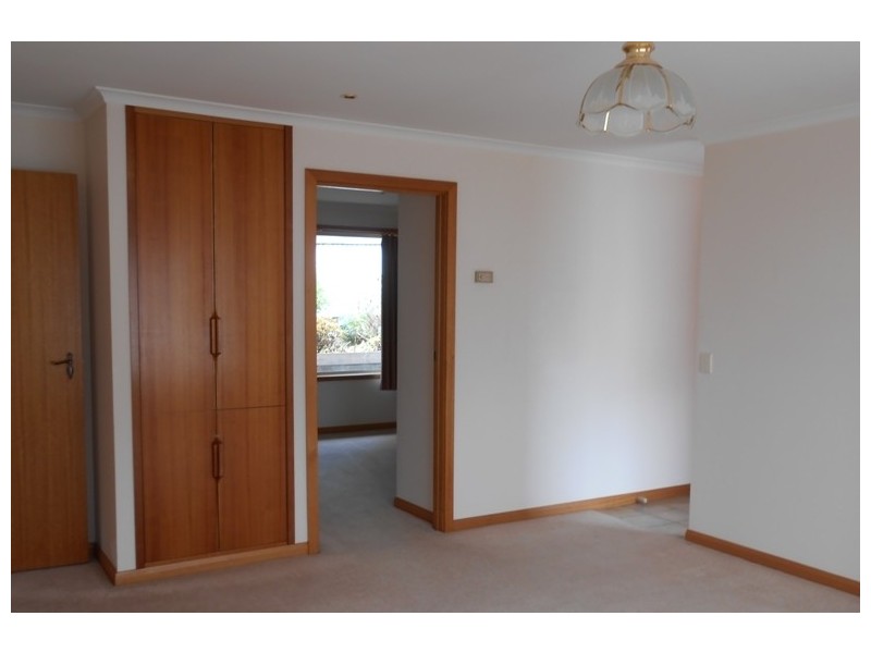 1/10 Pelion Place, Devonport TAS 7310
