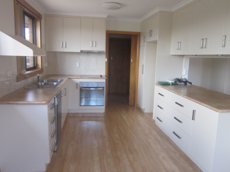 18 Mungala Crescent, Devonport TAS 7310