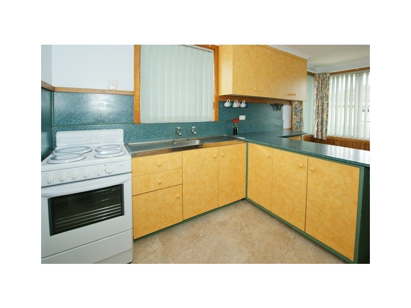 16 Loane Avenue, East Devonport TAS 7310