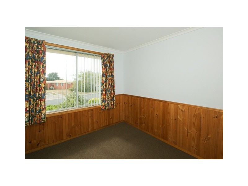 16 Loane Avenue, East Devonport TAS 7310