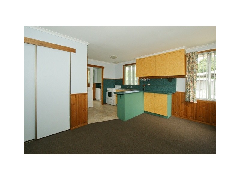 16 Loane Avenue, East Devonport TAS 7310