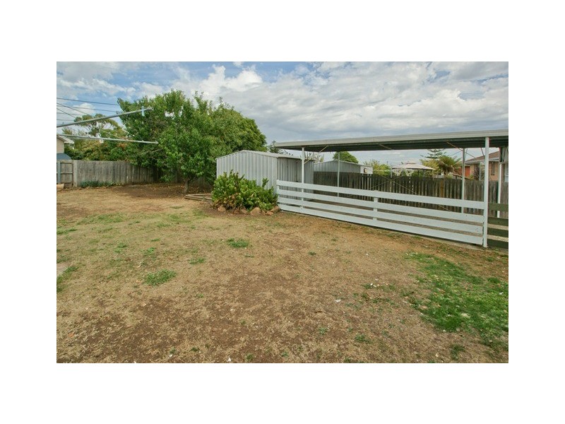 16 Loane Avenue, East Devonport TAS 7310