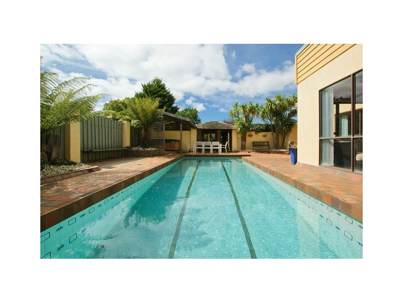 10 Surrey Street, Devonport TAS 7310