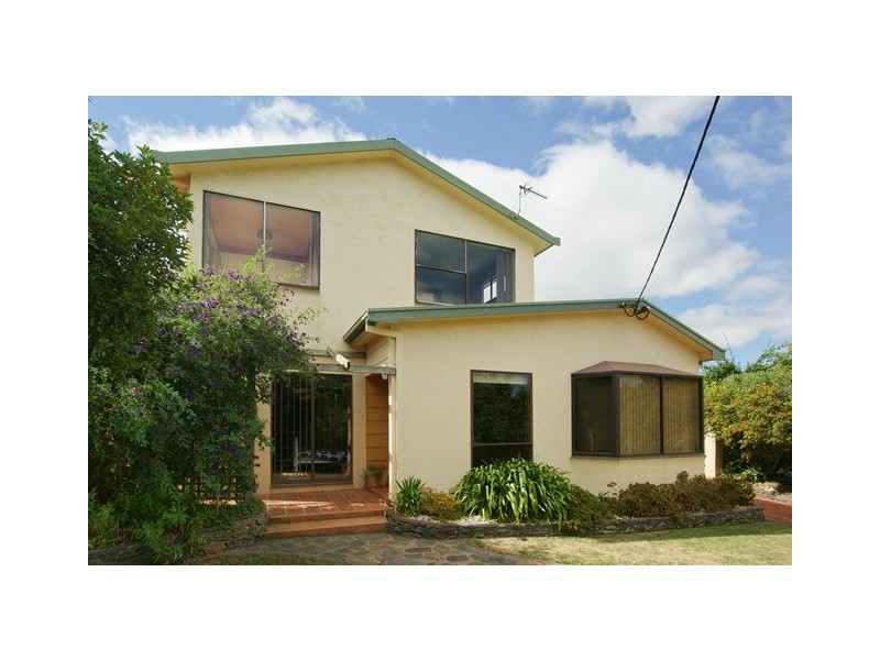 10 Surrey Street, Devonport TAS 7310