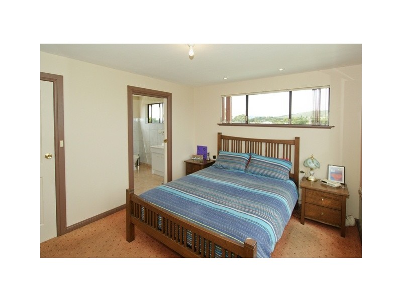 10 Surrey Street, Devonport TAS 7310