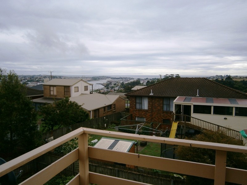 6 Cameray Street, Ambleside TAS 7310