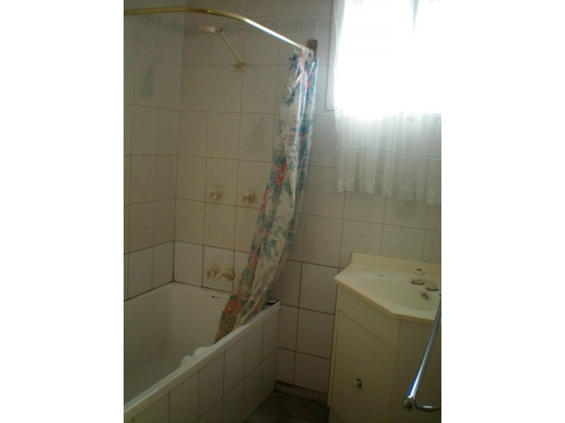 13 Barker Street, Ulverstone TAS 7315