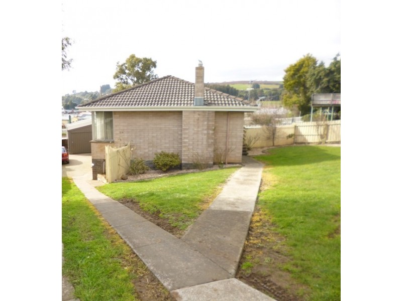 13 Barker Street, Ulverstone TAS 7315