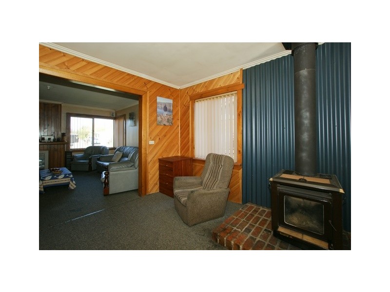 14 Gerrand Street, Latrobe TAS 7307