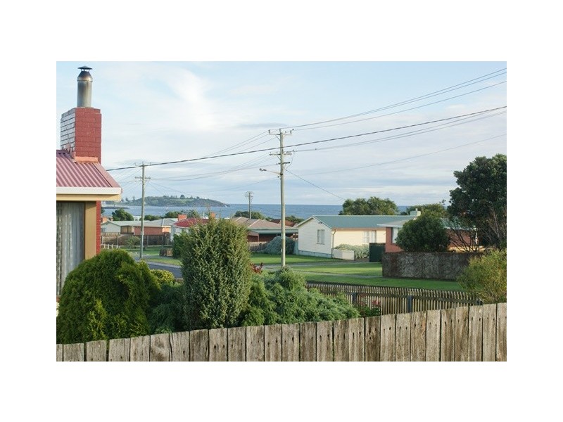 51 Triton Road, East Devonport TAS 7310
