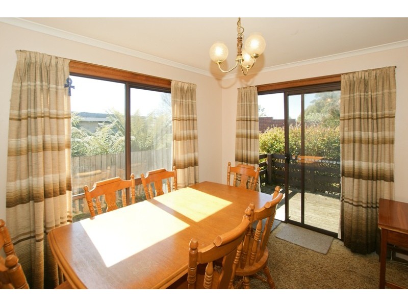 27 Frond Place, Devonport TAS 7310