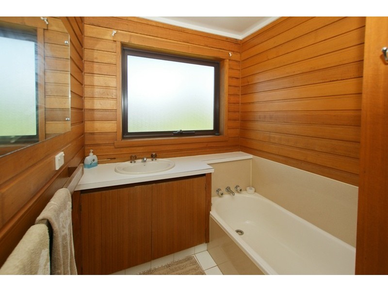 27 Frond Place, Devonport TAS 7310