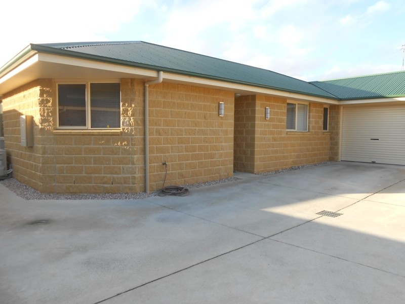2/5 Banks Place, Turners Beach TAS 7315