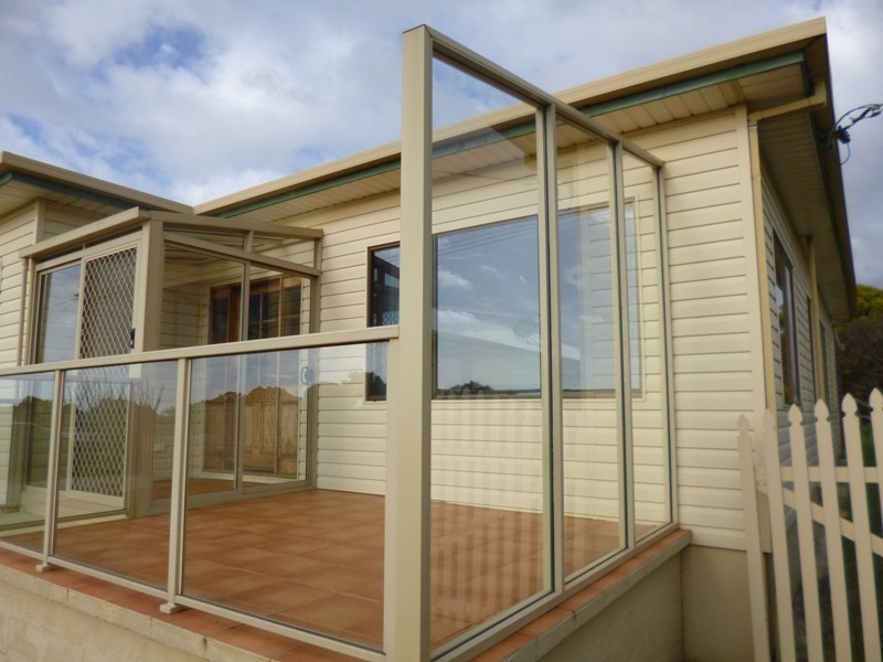 27 Penguin Road, Ulverstone TAS 7315
