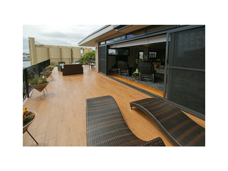 55 Wenvoe Street, Devonport TAS 7310