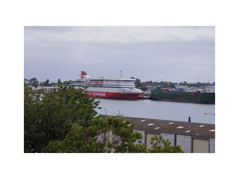 55 Wenvoe Street, Devonport TAS 7310