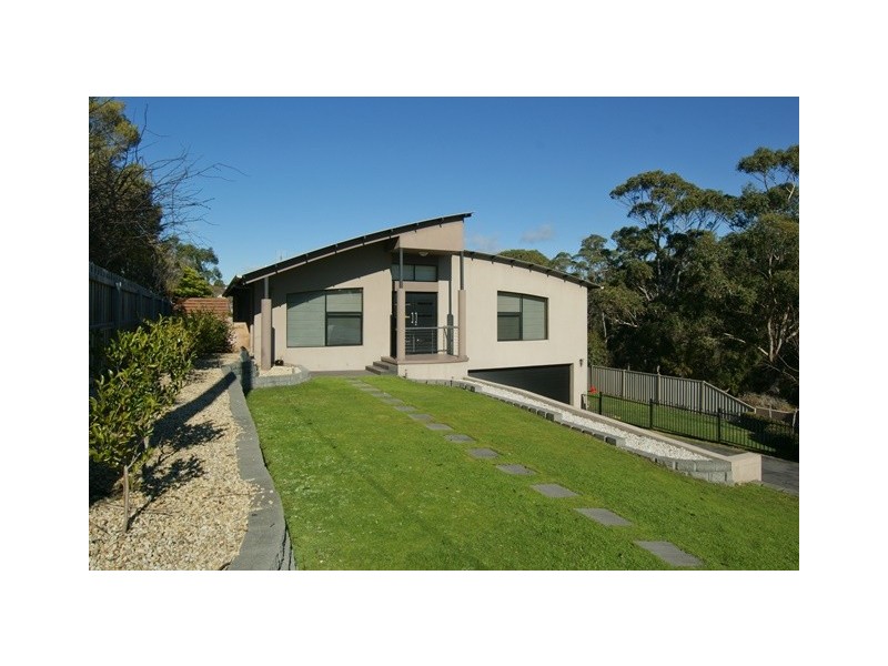 215 Parker Street, Devonport TAS 7310