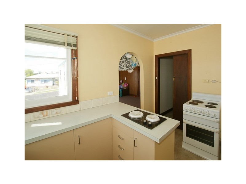 28 Middle Road, Devonport TAS 7310