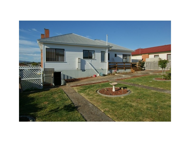 106 Nicholls Street, Devonport TAS 7310