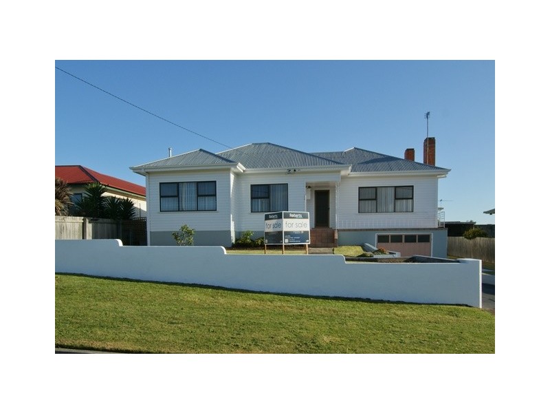 106 Nicholls Street, Devonport TAS 7310