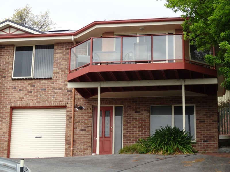 1/16 William Street, Ulverstone TAS 7315