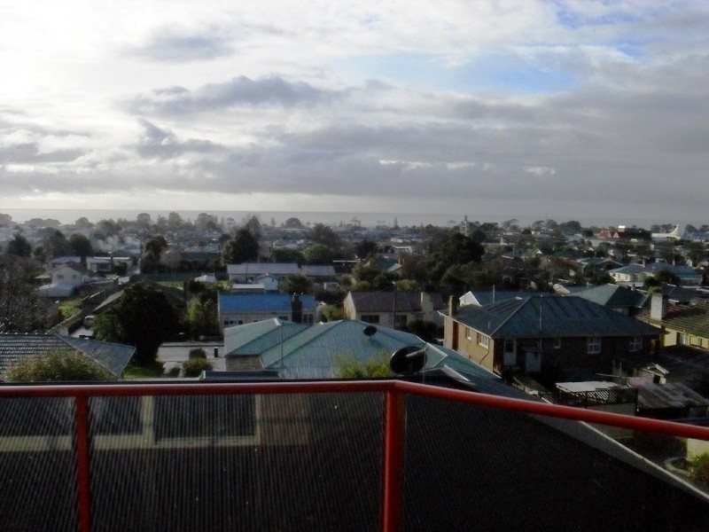 1/16 William Street, Ulverstone TAS 7315