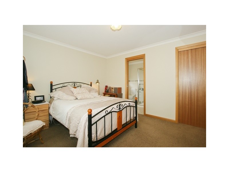 13 Cherry Grove, Latrobe TAS 7307