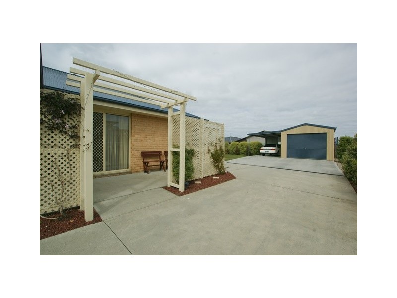 13 Cherry Grove, Latrobe TAS 7307