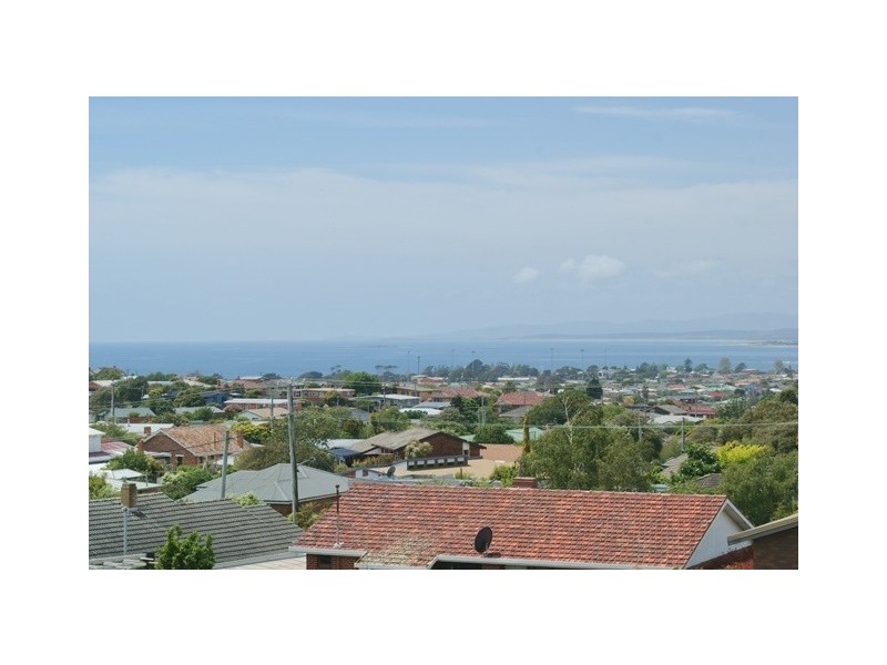 180 Parker Street, Devonport TAS 7310