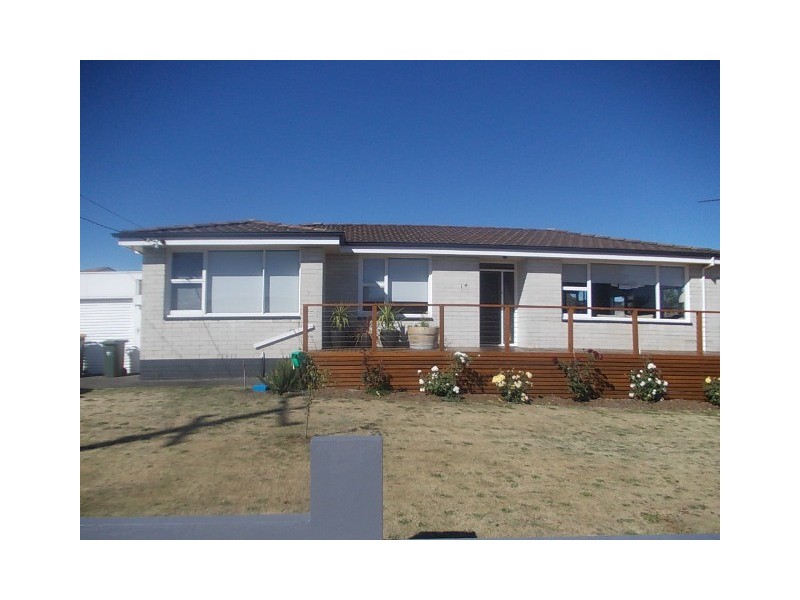 14 Quiggins Grove, Ulverstone TAS 7315