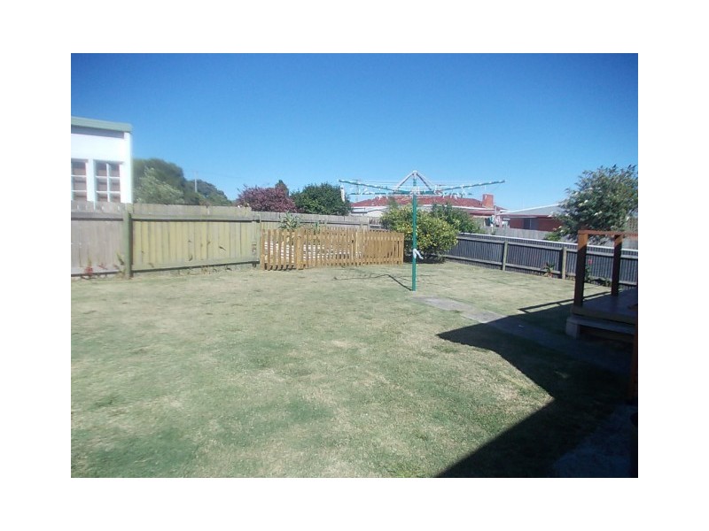 14 Quiggins Grove, Ulverstone TAS 7315