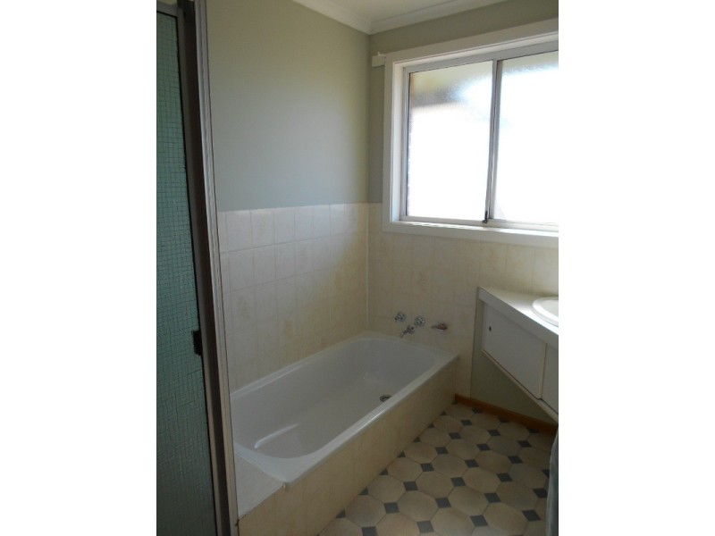 11 Hakea Close, East Devonport TAS 7310