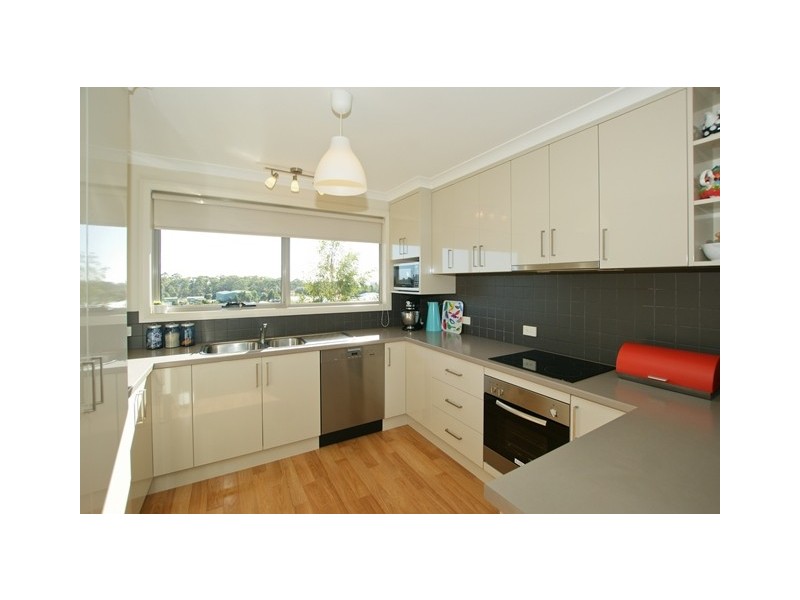 39 McCall Terrace, Stony Rise TAS 7310