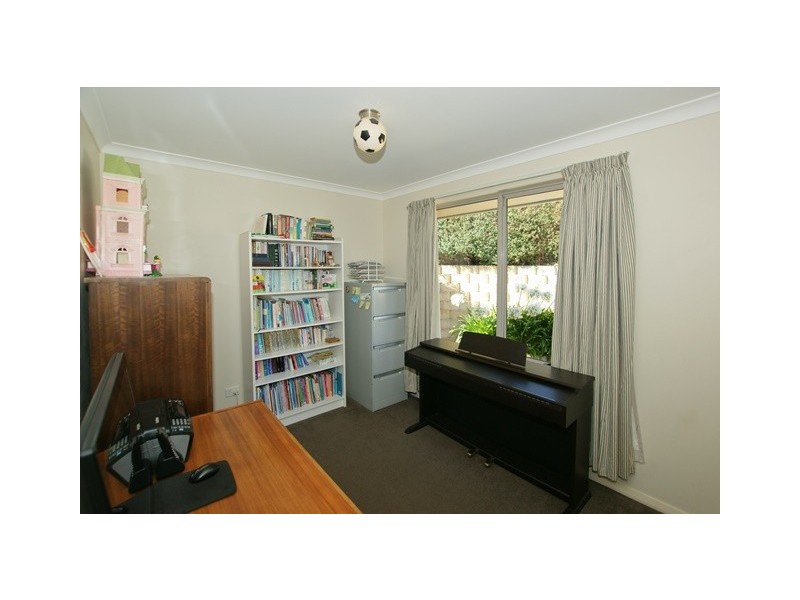 39 McCall Terrace, Stony Rise TAS 7310