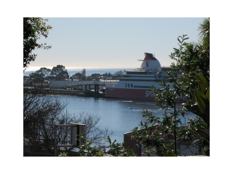 59 Wenvoe Street, Devonport TAS 7310