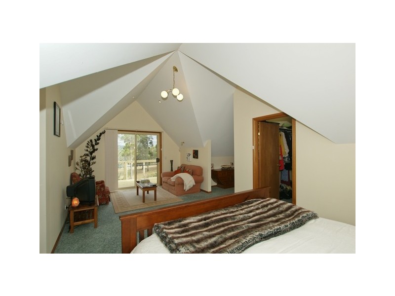 18 Wattle Valley Road, Acacia Hills TAS 7306