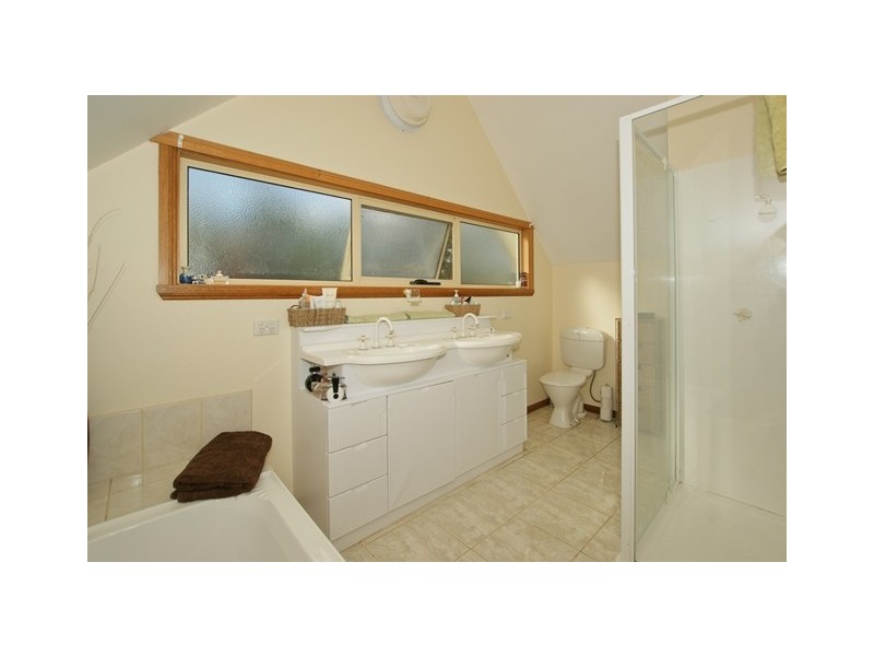 18 Wattle Valley Road, Acacia Hills TAS 7306