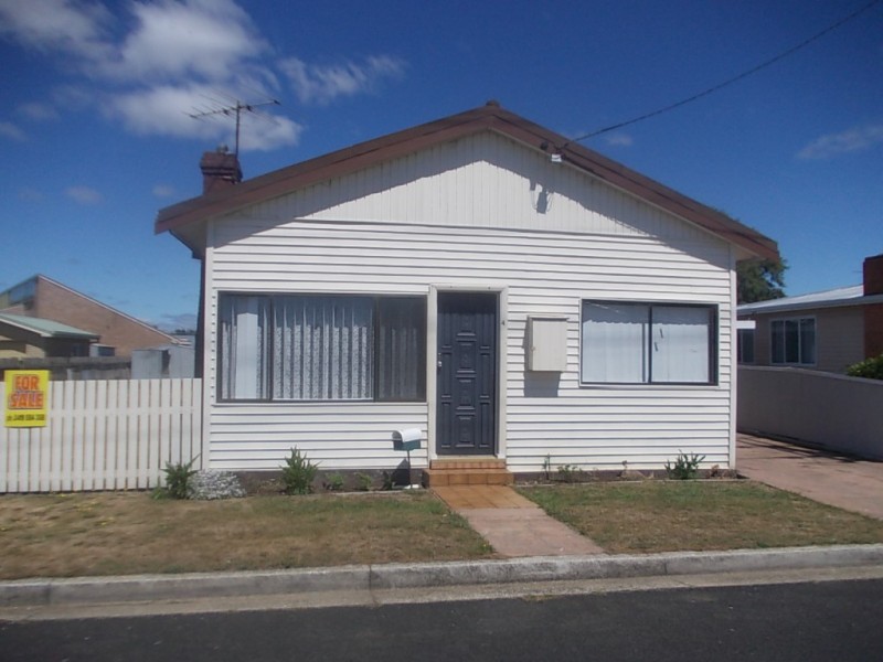 4 John Street, Ulverstone TAS 7315